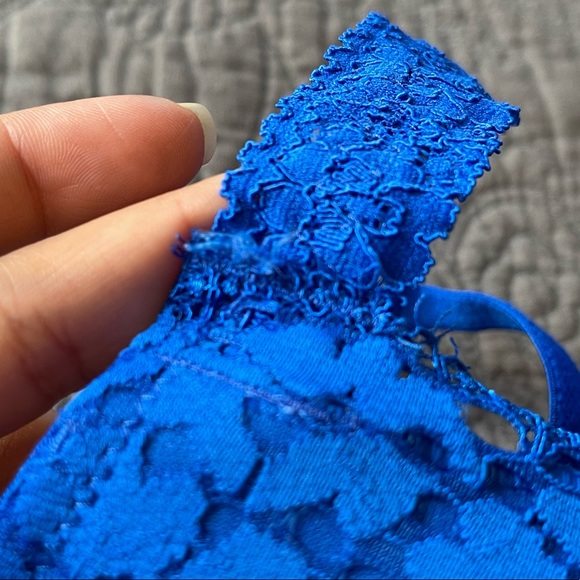 Victoria’s Secret PINK push up bralette bundle - Picture 11 of 12